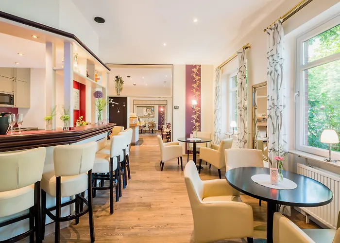 ホテル ブルムラゲ ツェレ